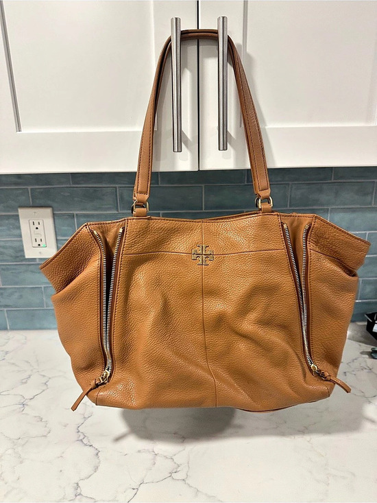 Tory Burch Handbags - Tory Burch Zip Tote Camel Brown
